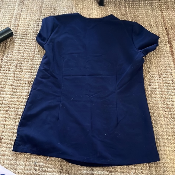 Figs scrub top with HCA logo - Picture 4 of 4